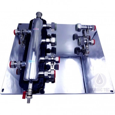 Hydraulic Separator SNT25 on the plate for 6 outlets